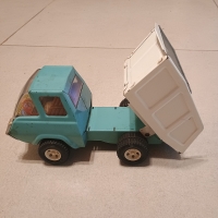 Camión Volcador Saxo de Chapa 80s